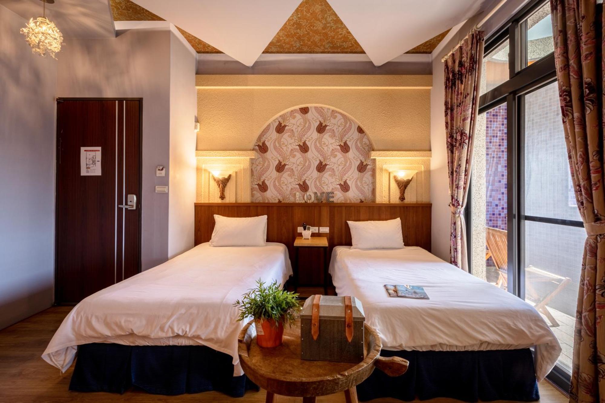 Queen Love Homestay Hualien City Room photo