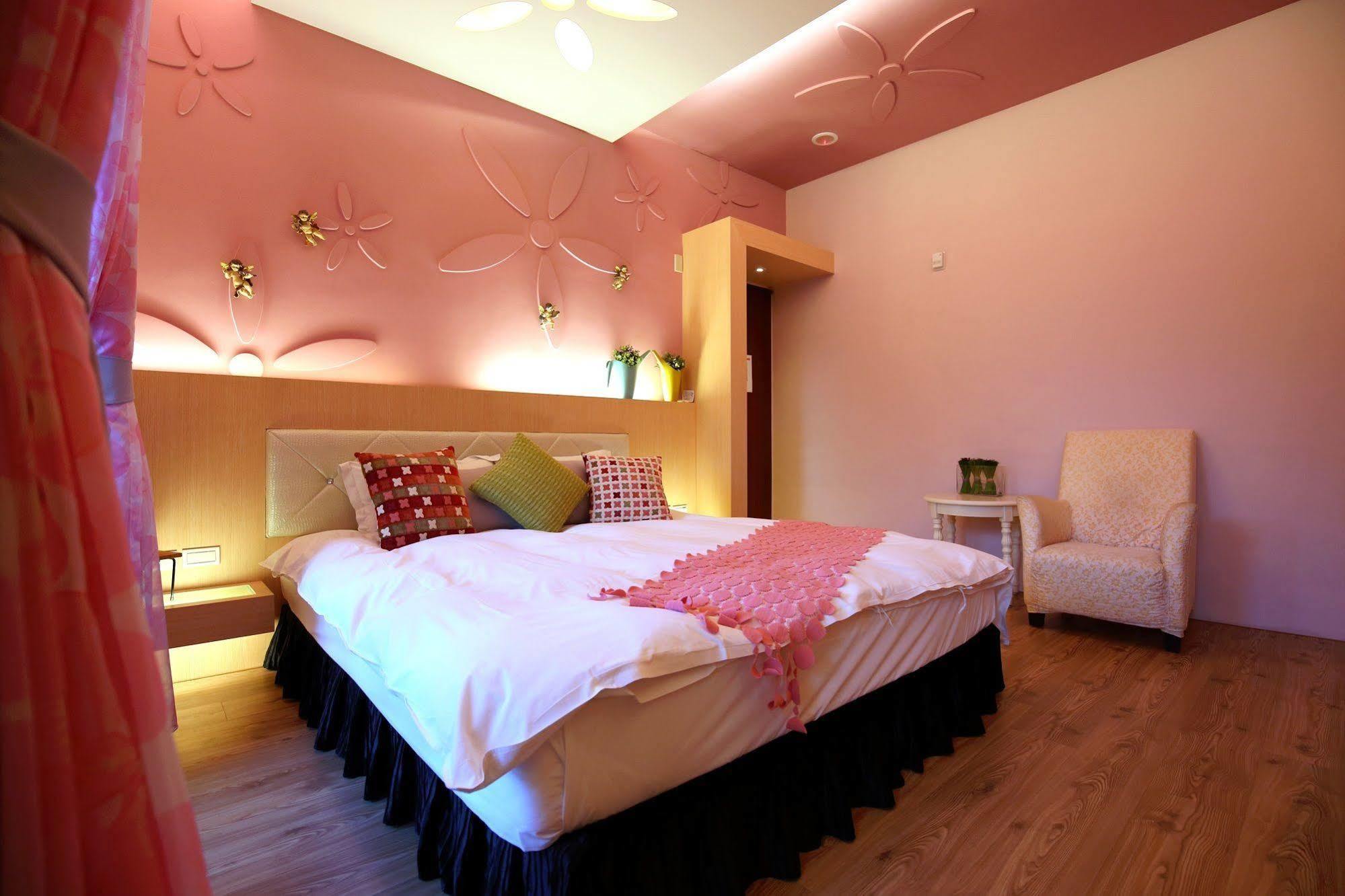 Queen Love Homestay Hualien City Exterior photo